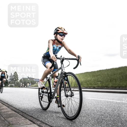 21.06.2026 - 29. Vierlanden-Triathlon H.Heesch http://msf.ph/oto/9909275 21.06.2026 14:56:30 Radfahren 1296, 1299, 1300, 1330, 1333 meine-sportfotos.de