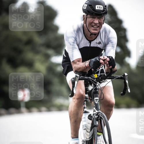 21.06.2026 - 29. Vierlanden-Triathlon H.Heesch http://msf.ph/oto/9909286 21.06.2026 11:53:38 Radfahren 133, 289, 720, 737, 761, 779, 813, 821, 844 meine-sportfotos.de