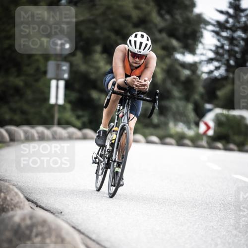 21.06.2026 - 29. Vierlanden-Triathlon H.Heesch http://msf.ph/oto/9909289 21.06.2026 11:53:44 Radfahren 737, 761, 844 meine-sportfotos.de
