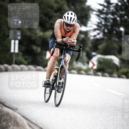 21.06.2026 - 29. Vierlanden-Triathlon H.Heesch http://msf.ph/oto/9909298 21.06.2026 11:53:44 Radfahren 737, 761, 844 meine-sportfotos.de