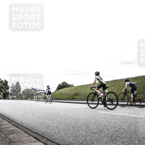 21.06.2026 - 29. Vierlanden-Triathlon H.Heesch http://msf.ph/oto/9909301 21.06.2026 14:56:37 Radfahren 1324 meine-sportfotos.de