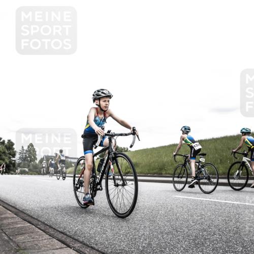 21.06.2026 - 29. Vierlanden-Triathlon H.Heesch http://msf.ph/oto/9909307 21.06.2026 14:56:39 Radfahren 1313, 1324 meine-sportfotos.de