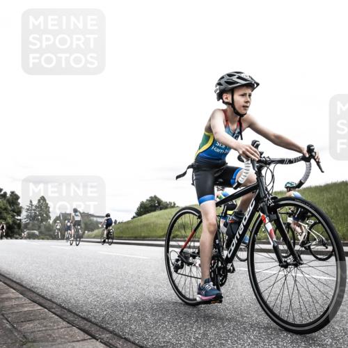 21.06.2026 - 29. Vierlanden-Triathlon H.Heesch http://msf.ph/oto/9909315 21.06.2026 14:56:39 Radfahren 1313, 1324 meine-sportfotos.de