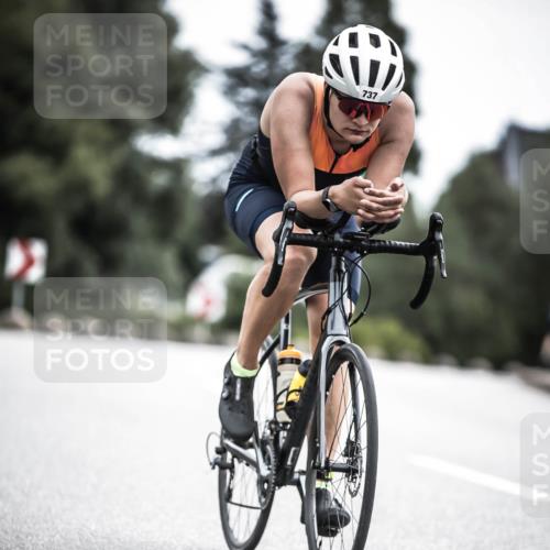 21.06.2026 - 29. Vierlanden-Triathlon H.Heesch http://msf.ph/oto/9909322 21.06.2026 11:53:44 Radfahren 737, 761, 844 meine-sportfotos.de