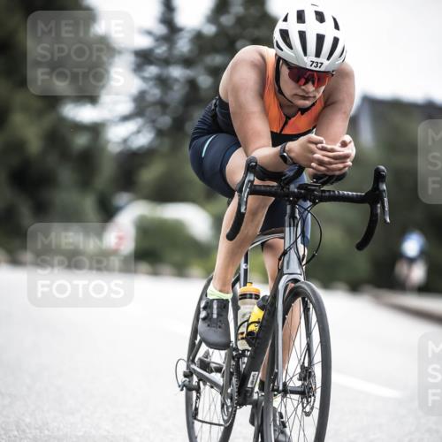 21.06.2026 - 29. Vierlanden-Triathlon H.Heesch http://msf.ph/oto/9909329 21.06.2026 11:53:44 Radfahren 737, 761, 844 meine-sportfotos.de