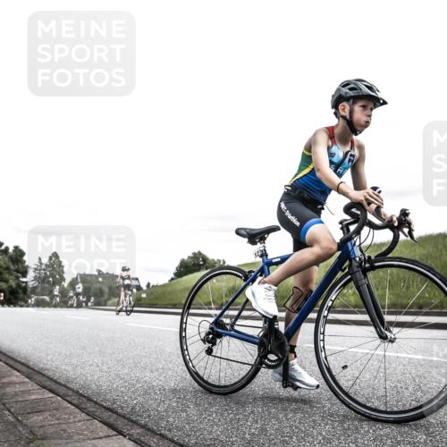 21.06.2026 - 29. Vierlanden-Triathlon H.Heesch http://msf.ph/oto/9909354 21.06.2026 14:56:45 Radfahren 1313, 1325 meine-sportfotos.de