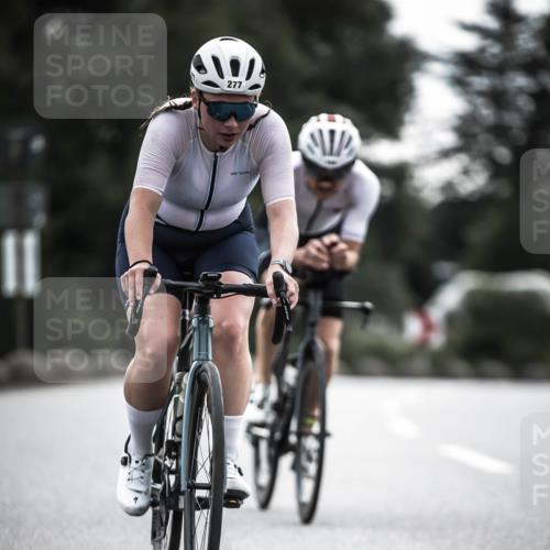 21.06.2026 - 29. Vierlanden-Triathlon H.Heesch http://msf.ph/oto/9909357 21.06.2026 09:28:21 Radfahren 4, 151, 154, 277 meine-sportfotos.de