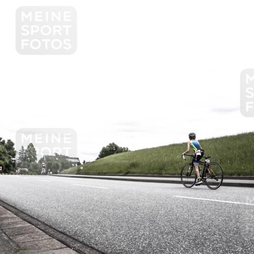 21.06.2026 - 29. Vierlanden-Triathlon H.Heesch http://msf.ph/oto/9909362 21.06.2026 14:56:47 Radfahren 1325 meine-sportfotos.de