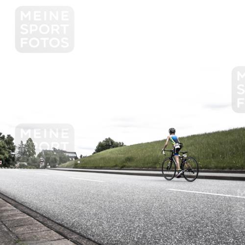 21.06.2026 - 29. Vierlanden-Triathlon H.Heesch http://msf.ph/oto/9909365 21.06.2026 14:56:47 Radfahren 1325 meine-sportfotos.de