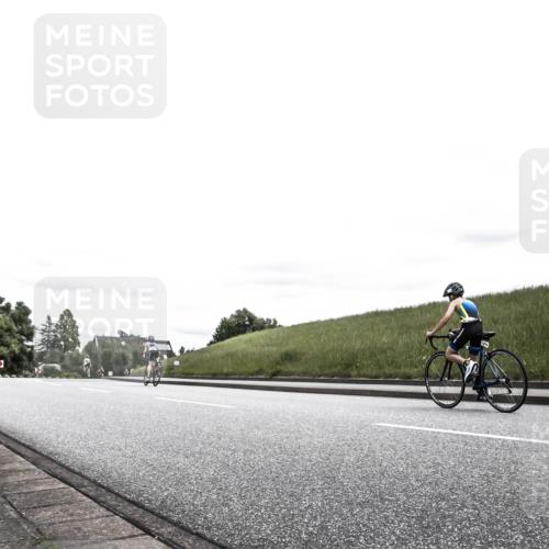 21.06.2026 - 29. Vierlanden-Triathlon H.Heesch http://msf.ph/oto/9909385 21.06.2026 14:56:53 Radfahren  meine-sportfotos.de
