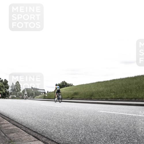 21.06.2026 - 29. Vierlanden-Triathlon H.Heesch http://msf.ph/oto/9909388 21.06.2026 14:56:54 Radfahren  meine-sportfotos.de