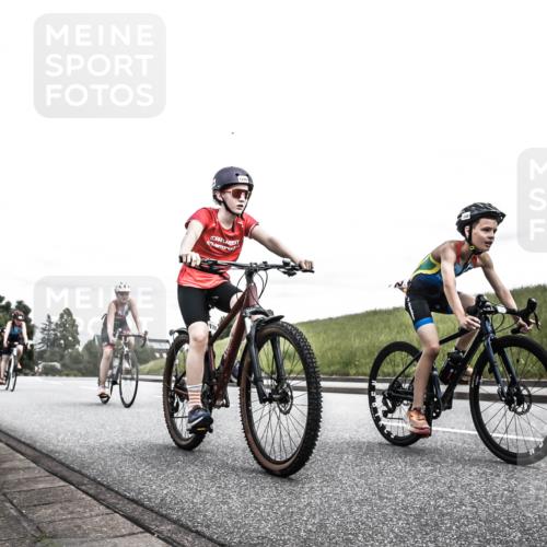 21.06.2026 - 29. Vierlanden-Triathlon H.Heesch http://msf.ph/oto/9909411 21.06.2026 14:57:06 Radfahren 1302, 1322, 1334 meine-sportfotos.de