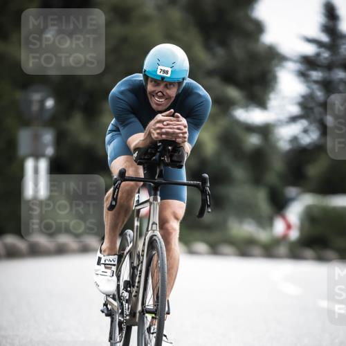 21.06.2026 - 29. Vierlanden-Triathlon H.Heesch http://msf.ph/oto/9909417 21.06.2026 11:54:15 Radfahren 91, 266, 798, 807, 892 meine-sportfotos.de