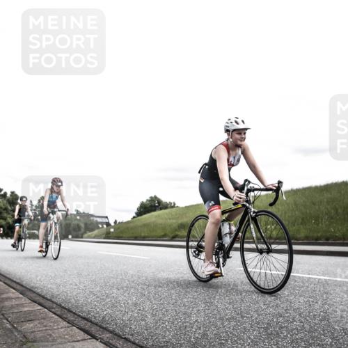 21.06.2026 - 29. Vierlanden-Triathlon H.Heesch http://msf.ph/oto/9909418 21.06.2026 14:57:07 Radfahren 1302, 1322, 1334 meine-sportfotos.de