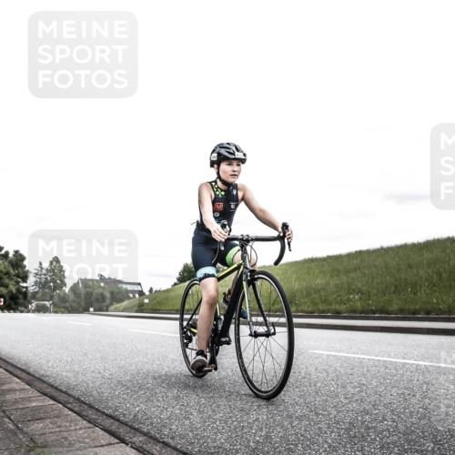 21.06.2026 - 29. Vierlanden-Triathlon H.Heesch http://msf.ph/oto/9909440 21.06.2026 14:57:09 Radfahren 1322 meine-sportfotos.de
