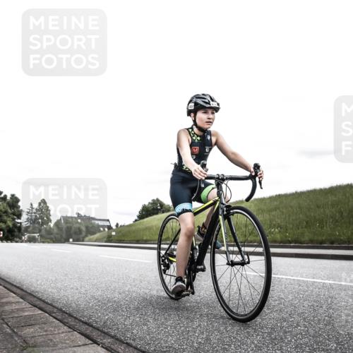 21.06.2026 - 29. Vierlanden-Triathlon H.Heesch http://msf.ph/oto/9909443 21.06.2026 14:57:09 Radfahren 1322 meine-sportfotos.de