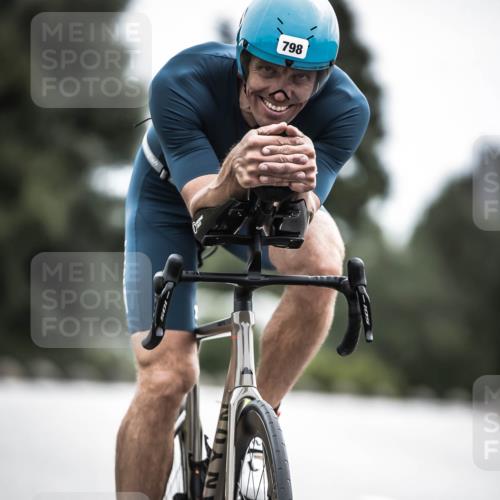 21.06.2026 - 29. Vierlanden-Triathlon H.Heesch http://msf.ph/oto/9909445 21.06.2026 11:54:15 Radfahren 91, 266, 798, 807, 892 meine-sportfotos.de