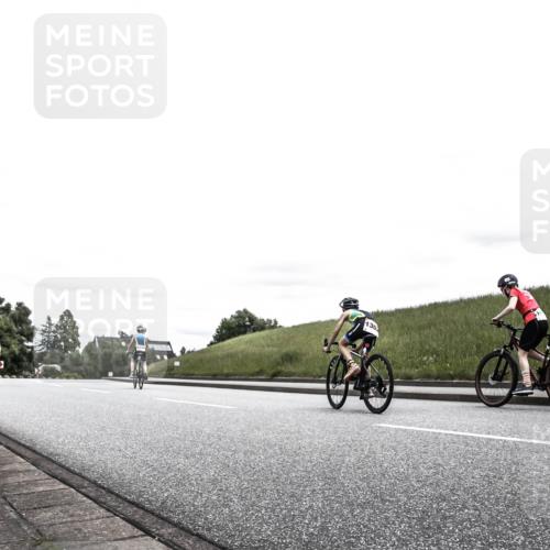 21.06.2026 - 29. Vierlanden-Triathlon H.Heesch http://msf.ph/oto/9909450 21.06.2026 14:57:16 Radfahren  meine-sportfotos.de
