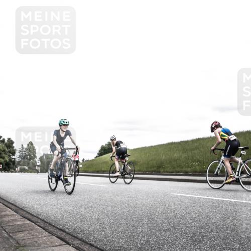 21.06.2026 - 29. Vierlanden-Triathlon H.Heesch http://msf.ph/oto/9909456 21.06.2026 14:57:18 Radfahren  meine-sportfotos.de
