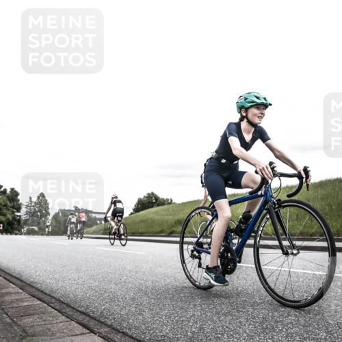 21.06.2026 - 29. Vierlanden-Triathlon H.Heesch http://msf.ph/oto/9909466 21.06.2026 14:57:19 Radfahren  meine-sportfotos.de