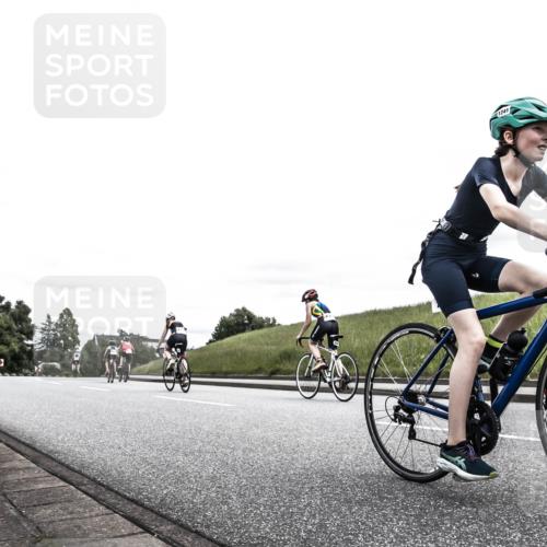 21.06.2026 - 29. Vierlanden-Triathlon H.Heesch http://msf.ph/oto/9909468 21.06.2026 14:57:19 Radfahren  meine-sportfotos.de