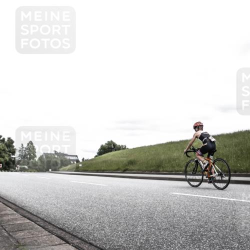 21.06.2026 - 29. Vierlanden-Triathlon H.Heesch http://msf.ph/oto/9909476 21.06.2026 14:57:46 Radfahren  meine-sportfotos.de