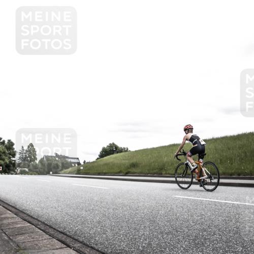 21.06.2026 - 29. Vierlanden-Triathlon H.Heesch http://msf.ph/oto/9909478 21.06.2026 14:57:46 Radfahren  meine-sportfotos.de