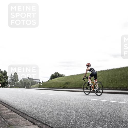 21.06.2026 - 29. Vierlanden-Triathlon H.Heesch http://msf.ph/oto/9909480 21.06.2026 14:57:46 Radfahren  meine-sportfotos.de