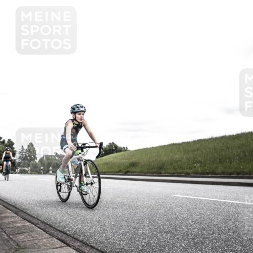 21.06.2026 - 29. Vierlanden-Triathlon H.Heesch http://msf.ph/oto/9909496 21.06.2026 14:57:59 Radfahren 1319 meine-sportfotos.de