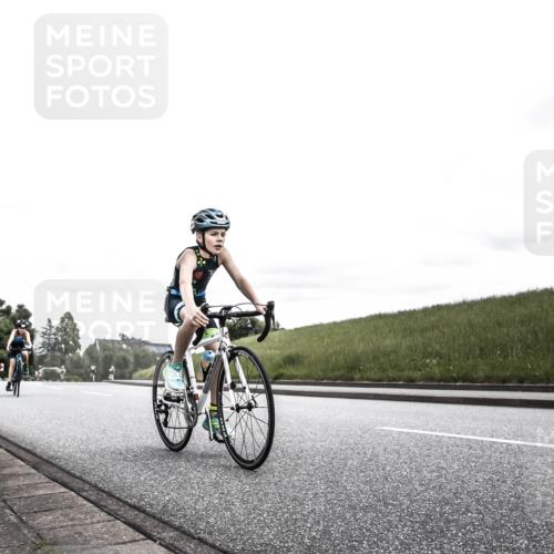 21.06.2026 - 29. Vierlanden-Triathlon H.Heesch http://msf.ph/oto/9909499 21.06.2026 14:57:59 Radfahren 1319 meine-sportfotos.de
