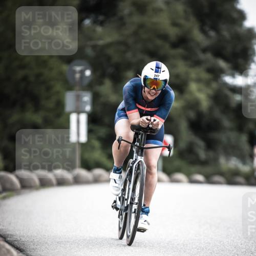 21.06.2026 - 29. Vierlanden-Triathlon H.Heesch http://msf.ph/oto/9909500 21.06.2026 11:54:35 Radfahren 247, 667, 672 meine-sportfotos.de
