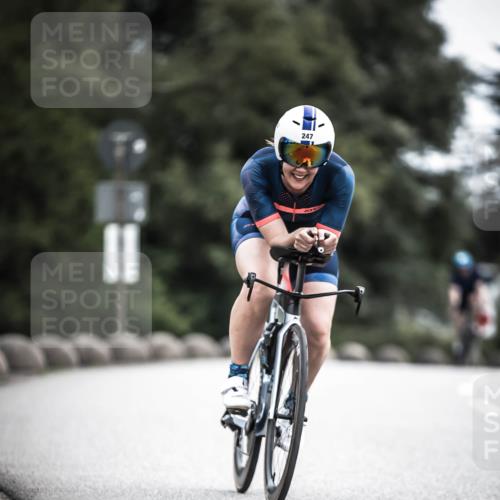 21.06.2026 - 29. Vierlanden-Triathlon H.Heesch http://msf.ph/oto/9909507 21.06.2026 11:54:35 Radfahren 247, 667, 672 meine-sportfotos.de
