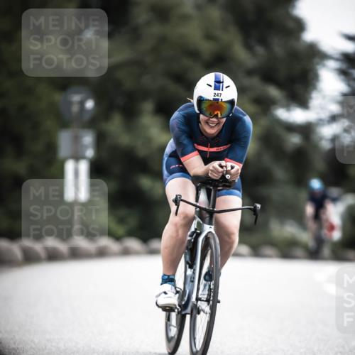 21.06.2026 - 29. Vierlanden-Triathlon H.Heesch http://msf.ph/oto/9909509 21.06.2026 11:54:35 Radfahren 247, 667, 672 meine-sportfotos.de