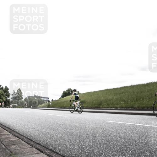 21.06.2026 - 29. Vierlanden-Triathlon H.Heesch http://msf.ph/oto/9909520 21.06.2026 14:58:10 Radfahren  meine-sportfotos.de