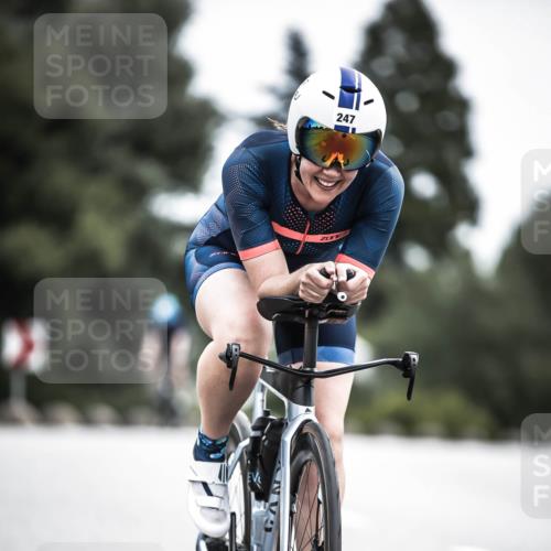 21.06.2026 - 29. Vierlanden-Triathlon H.Heesch http://msf.ph/oto/9909529 21.06.2026 11:54:36 Radfahren 247, 667, 672 meine-sportfotos.de