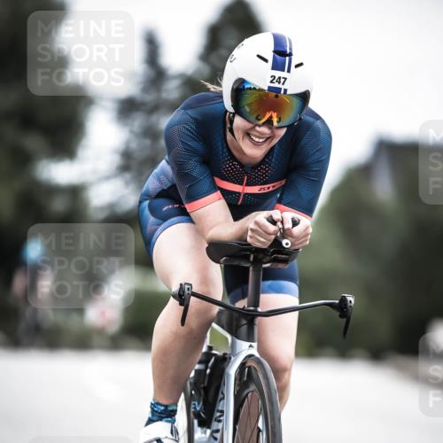 21.06.2026 - 29. Vierlanden-Triathlon H.Heesch http://msf.ph/oto/9909535 21.06.2026 11:54:36 Radfahren 247, 667, 672 meine-sportfotos.de