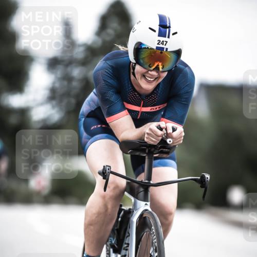 21.06.2026 - 29. Vierlanden-Triathlon H.Heesch http://msf.ph/oto/9909536 21.06.2026 11:54:36 Radfahren 247, 667, 672 meine-sportfotos.de