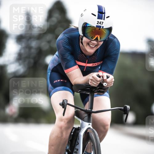 21.06.2026 - 29. Vierlanden-Triathlon H.Heesch http://msf.ph/oto/9909538 21.06.2026 11:54:36 Radfahren 247, 667, 672 meine-sportfotos.de