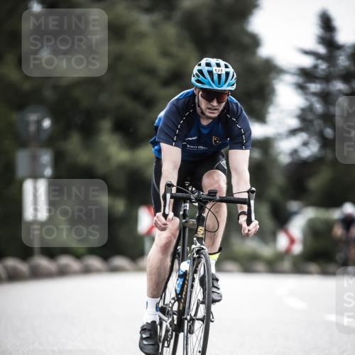 21.06.2026 - 29. Vierlanden-Triathlon H.Heesch http://msf.ph/oto/9909549 21.06.2026 11:54:41 Radfahren 667, 672, 766, 773 meine-sportfotos.de