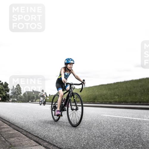 21.06.2026 - 29. Vierlanden-Triathlon H.Heesch http://msf.ph/oto/9909557 21.06.2026 14:58:49 Radfahren 1321 meine-sportfotos.de