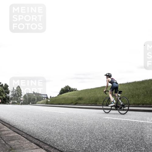 21.06.2026 - 29. Vierlanden-Triathlon H.Heesch http://msf.ph/oto/9909559 21.06.2026 14:58:51 Radfahren 1321 meine-sportfotos.de