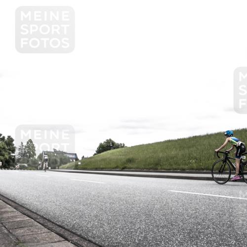 21.06.2026 - 29. Vierlanden-Triathlon H.Heesch http://msf.ph/oto/9909569 21.06.2026 14:58:58 Radfahren  meine-sportfotos.de