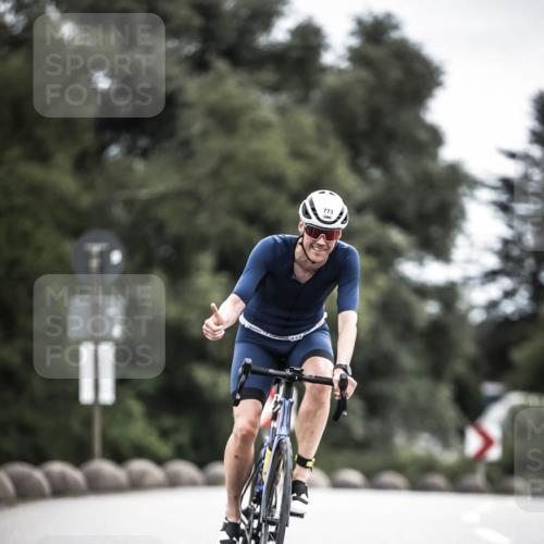 21.06.2026 - 29. Vierlanden-Triathlon H.Heesch http://msf.ph/oto/9909570 21.06.2026 11:54:46 Radfahren 766, 773, 901 meine-sportfotos.de