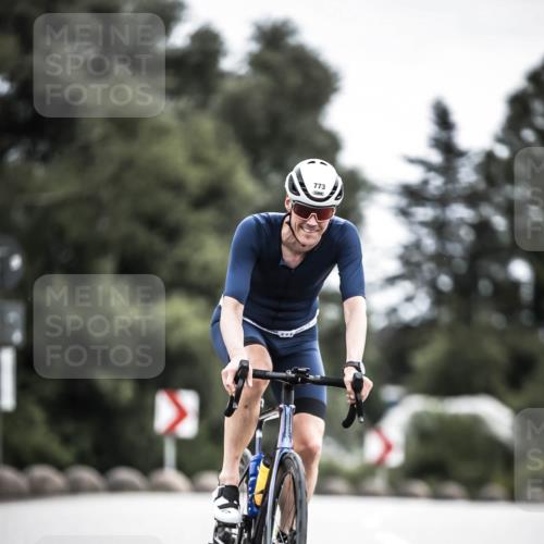 21.06.2026 - 29. Vierlanden-Triathlon H.Heesch http://msf.ph/oto/9909580 21.06.2026 11:54:47 Radfahren 766, 773, 901 meine-sportfotos.de