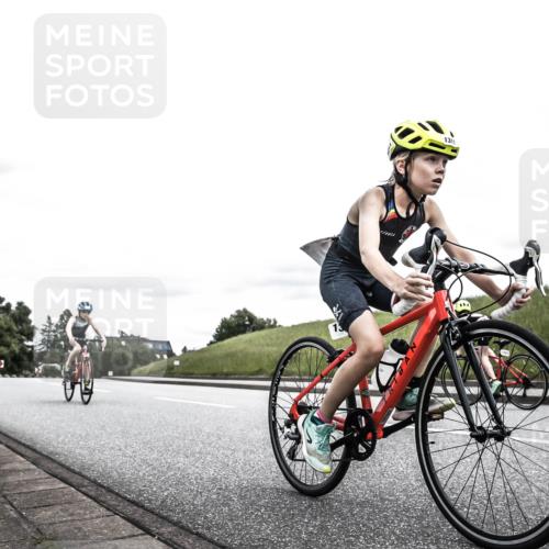 21.06.2026 - 29. Vierlanden-Triathlon H.Heesch http://msf.ph/oto/9909583 21.06.2026 14:59:14 Radfahren 1311, 1332 meine-sportfotos.de