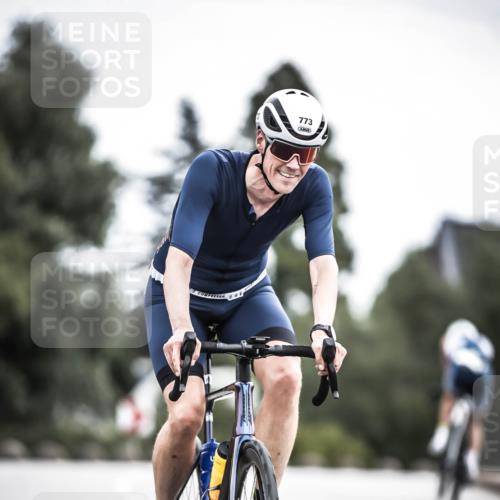 21.06.2026 - 29. Vierlanden-Triathlon H.Heesch http://msf.ph/oto/9909596 21.06.2026 11:54:47 Radfahren 766, 773, 901 meine-sportfotos.de