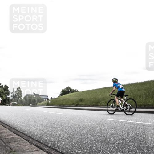 21.06.2026 - 29. Vierlanden-Triathlon H.Heesch http://msf.ph/oto/9909603 21.06.2026 14:59:36 Radfahren 1315 meine-sportfotos.de