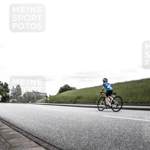 21.06.2026 - 29. Vierlanden-Triathlon H.Heesch http://msf.ph/oto/9909605 21.06.2026 14:59:36 Radfahren 1315 meine-sportfotos.de