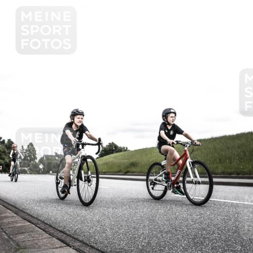 21.06.2026 - 29. Vierlanden-Triathlon H.Heesch http://msf.ph/oto/9909607 21.06.2026 14:59:57 Radfahren 1298, 1308, 1310 meine-sportfotos.de