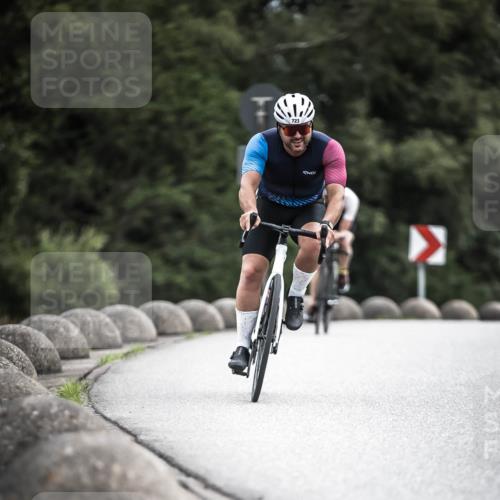 21.06.2026 - 29. Vierlanden-Triathlon H.Heesch http://msf.ph/oto/9909608 21.06.2026 11:55:17 Radfahren 225, 723, 767, 781, 803 meine-sportfotos.de